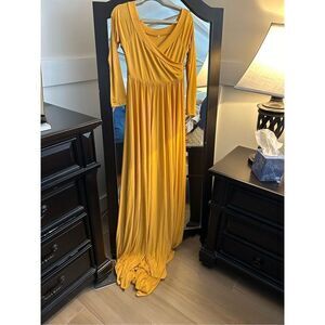 NEW Maternity Fitted Mermaid Gown Photoshoot Dress Gown S
